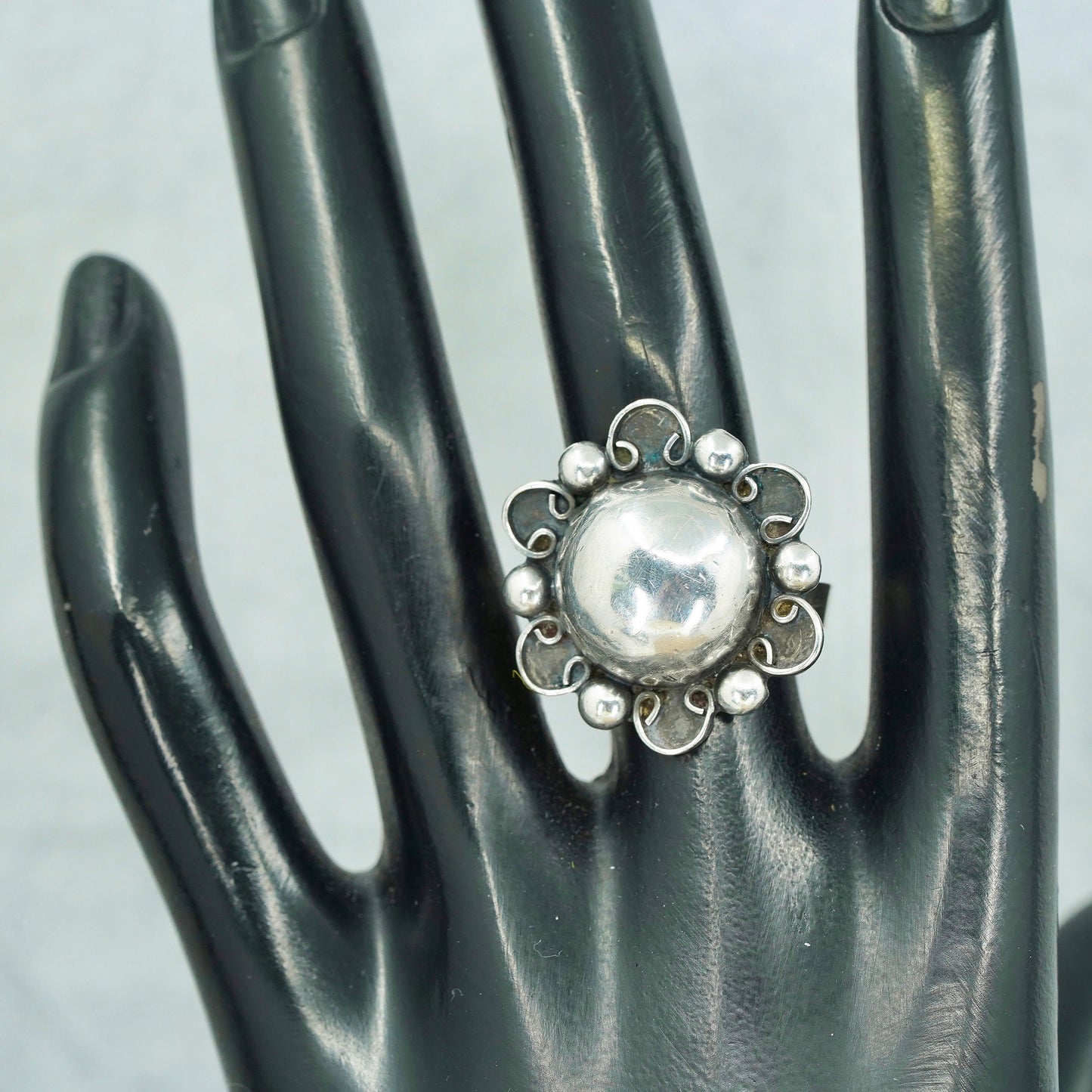 Size 6.75, vintage Mexico Sterling 925 silver handmade ring, beads band