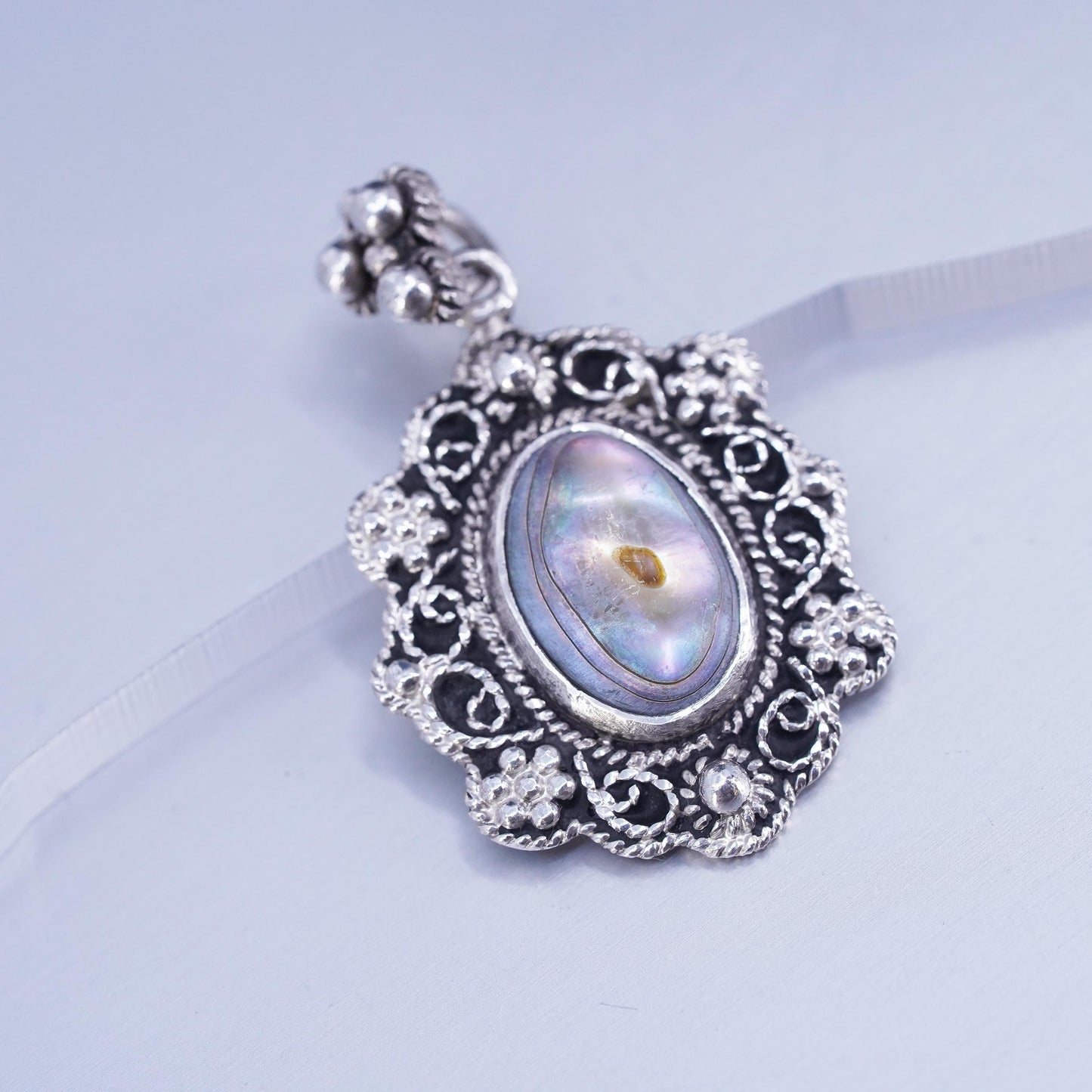 Vintage Sterling 925 silver handmade oval pendant with abalone inlay