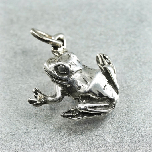 Vintage Sterling 925 silver handmade pendant, frog charm
