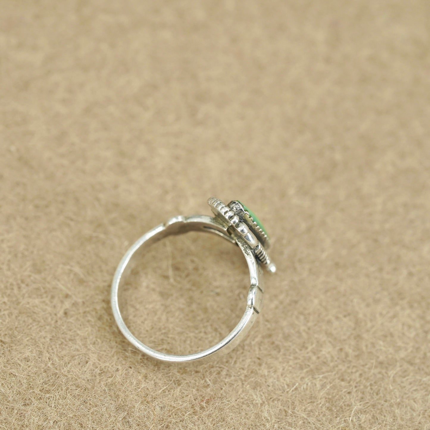 Size 4.5, Native American navajo Bell post Sterling 925 silver ring turquoise