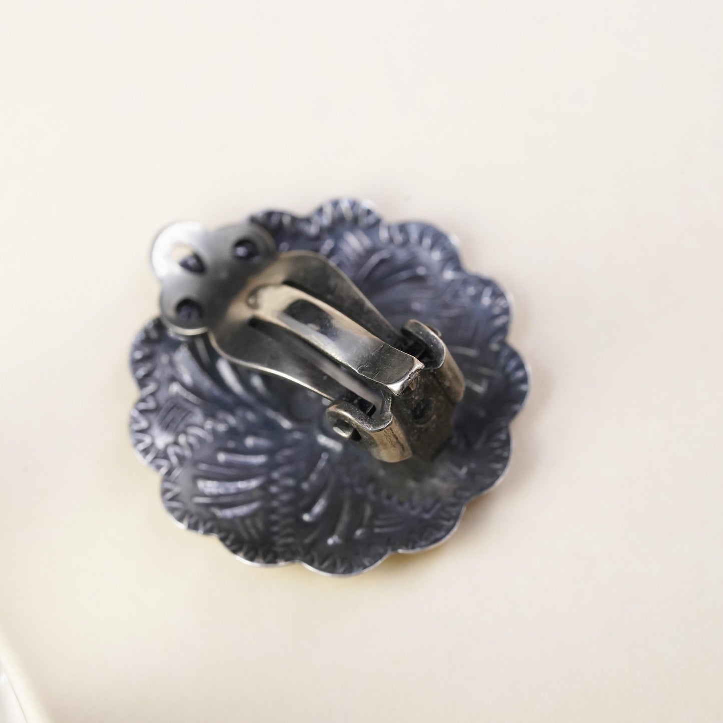 southwestern sterling silver single earring, 925 silver floral textured clip on