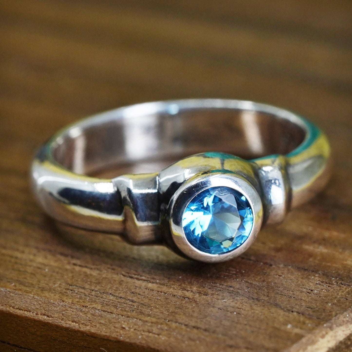Size 7, VTG JH Sterling silver handmade ring, stackable blue crystal 925 band