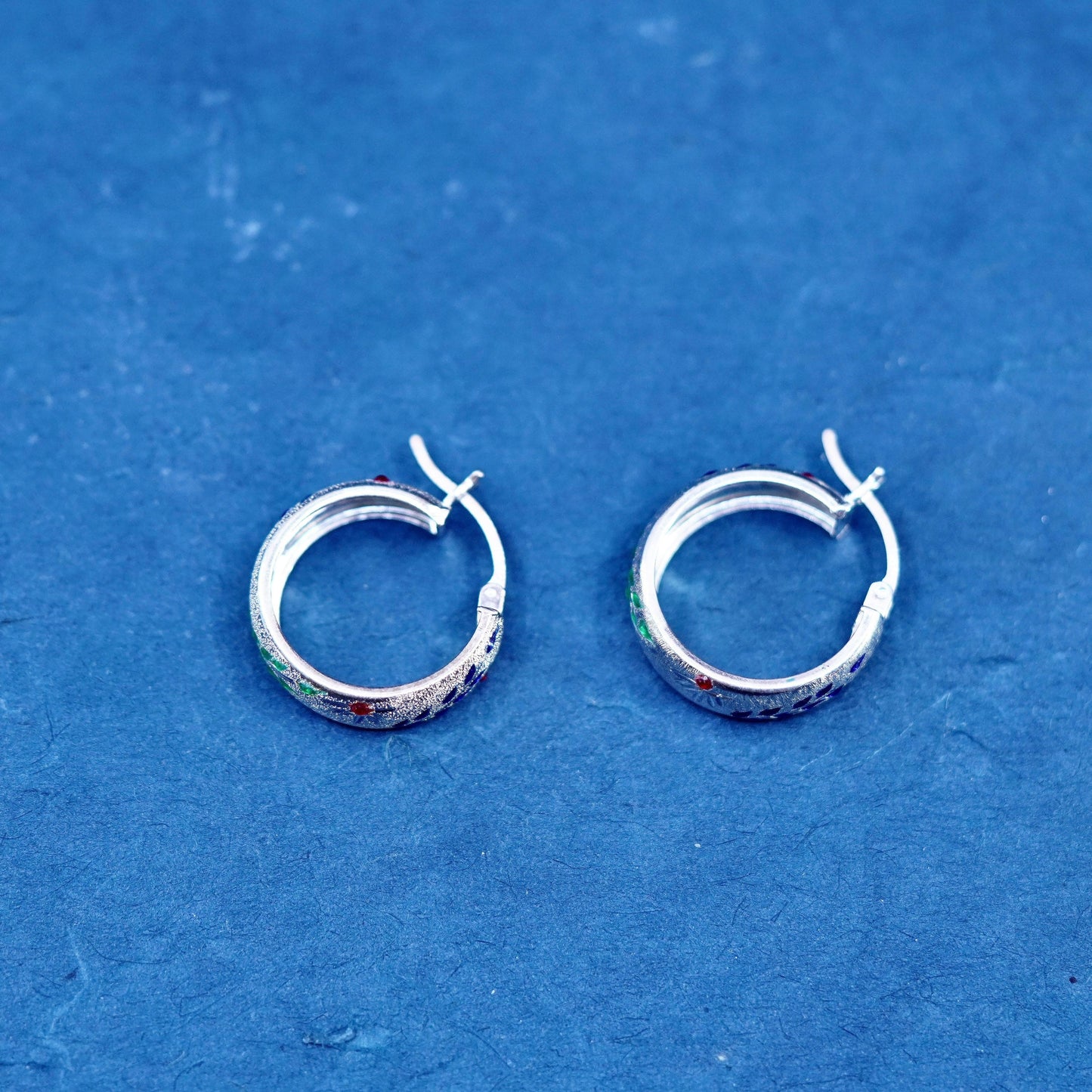 0.75”, vintage Sterling 925 silver handmade hoop glittering earrings, huggie