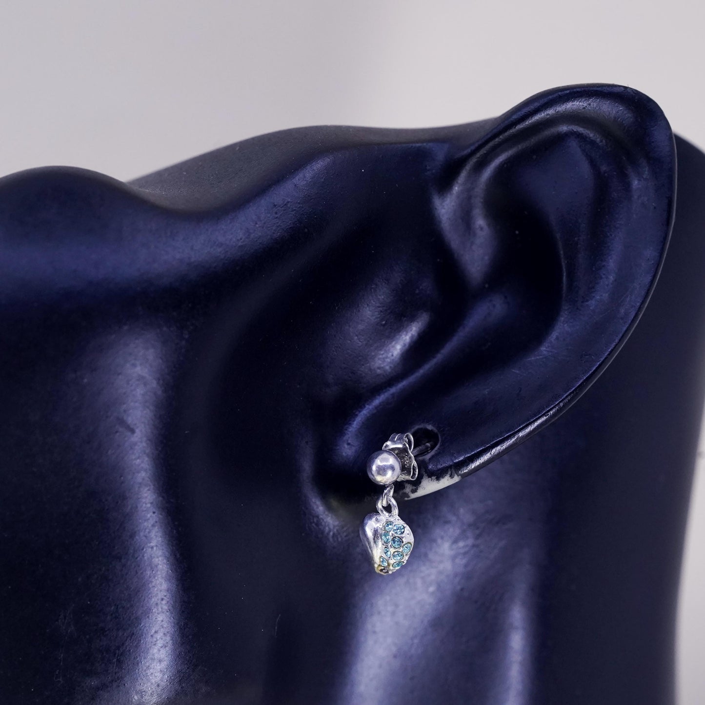 Vintage sterling 925 silver handmade earrings with heart dangles and green cz