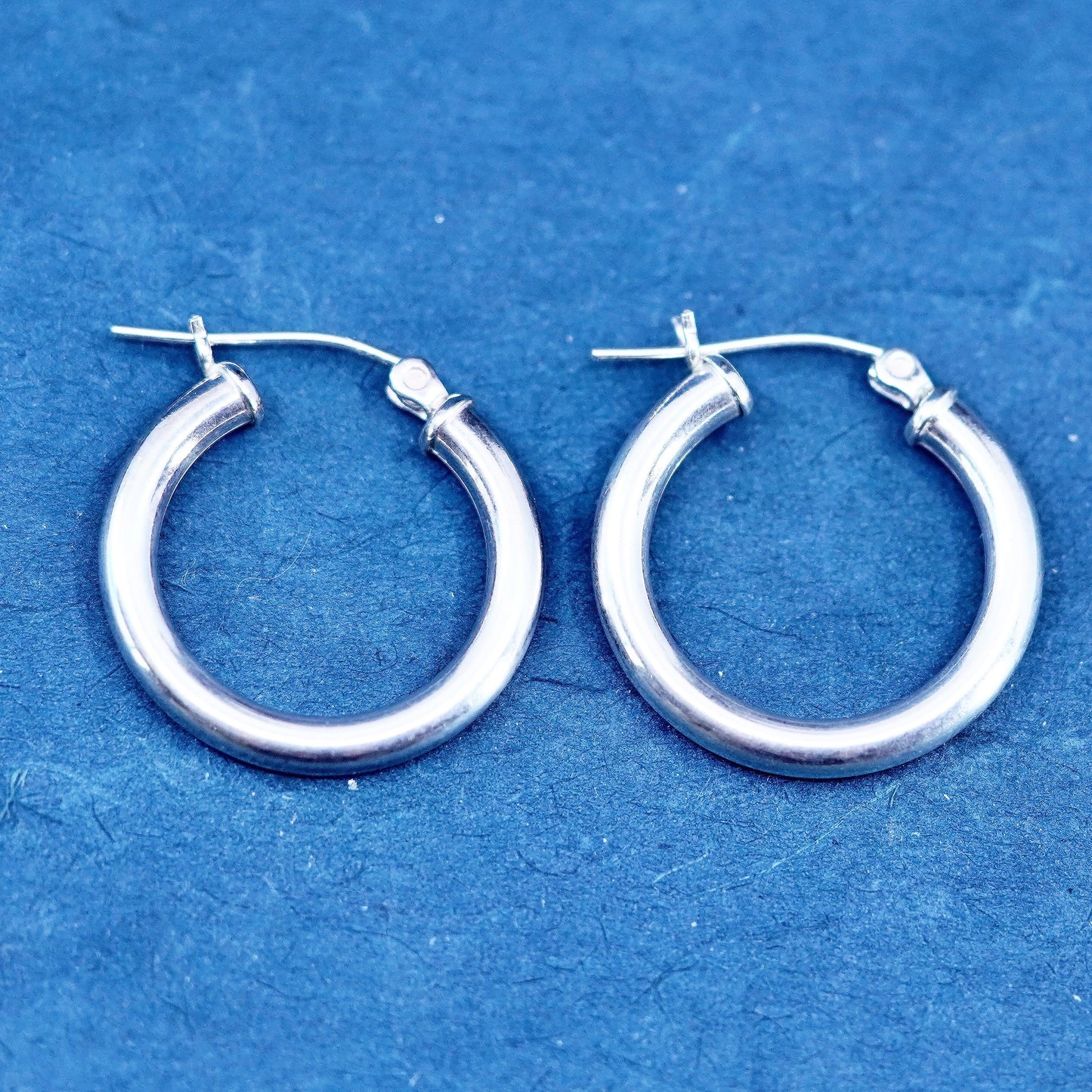 0.75”, vintage Sterling silver handmade earrings, 925 hoops, huggie