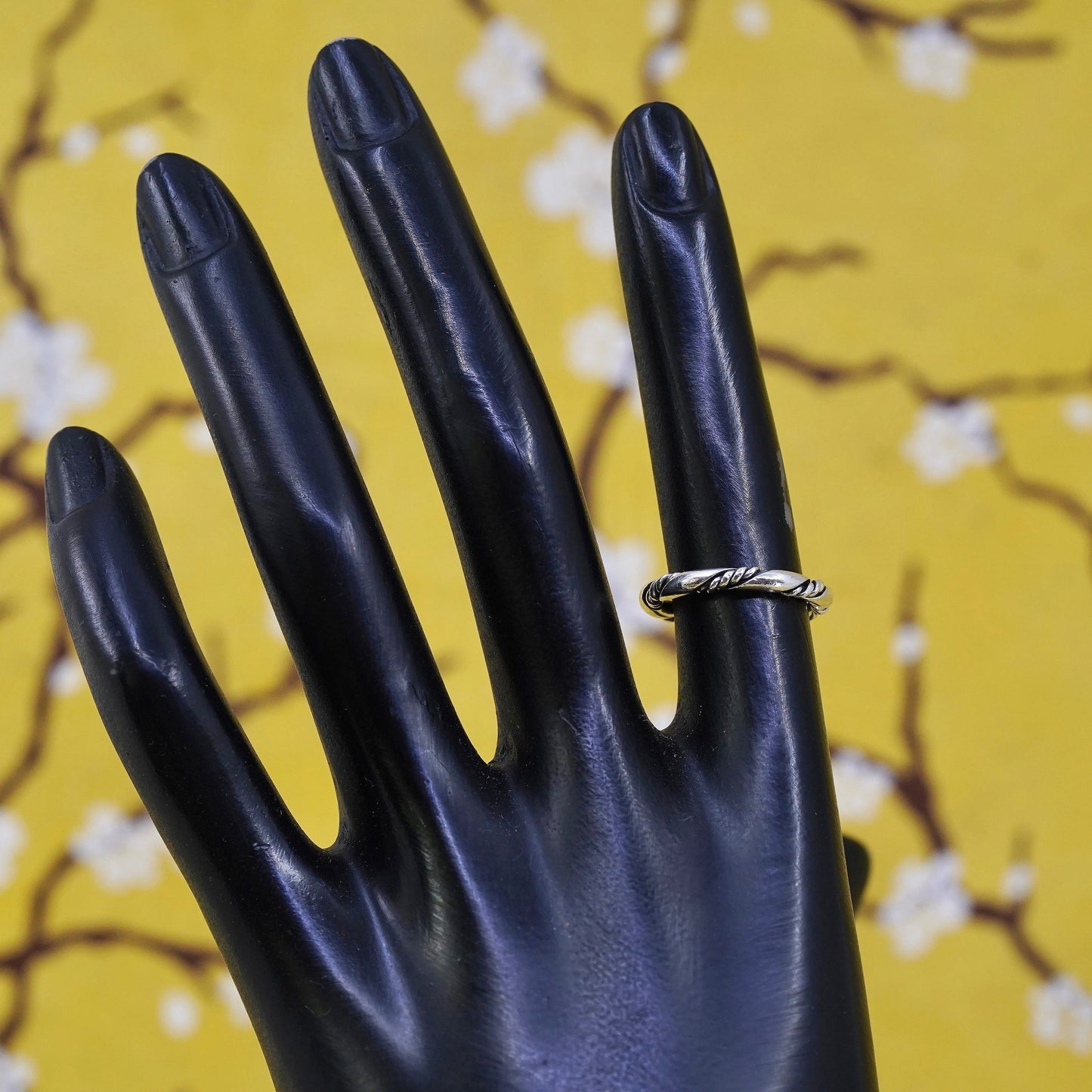 size 5, vintage Sterling silver handmade ring, Mexican 925 band with cable