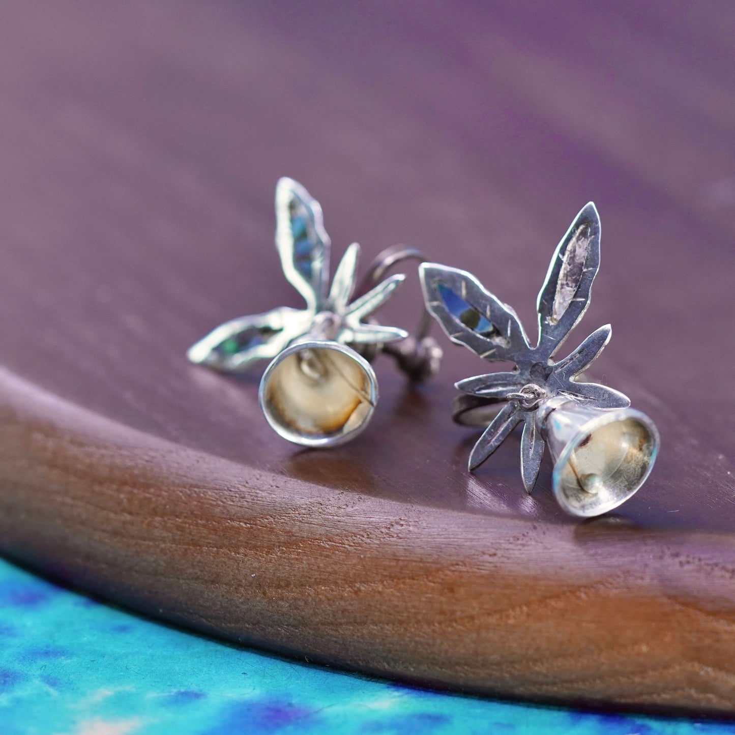 taxco Sterling silver screw back earrings, 925 leaves w/ chime bell and abalone