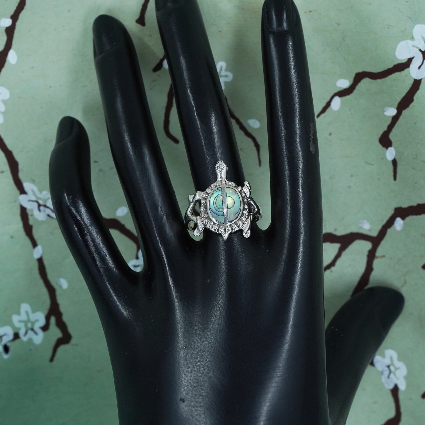 Size 9, Native American sterling silver ring, 925 turtle abalone, southwestern