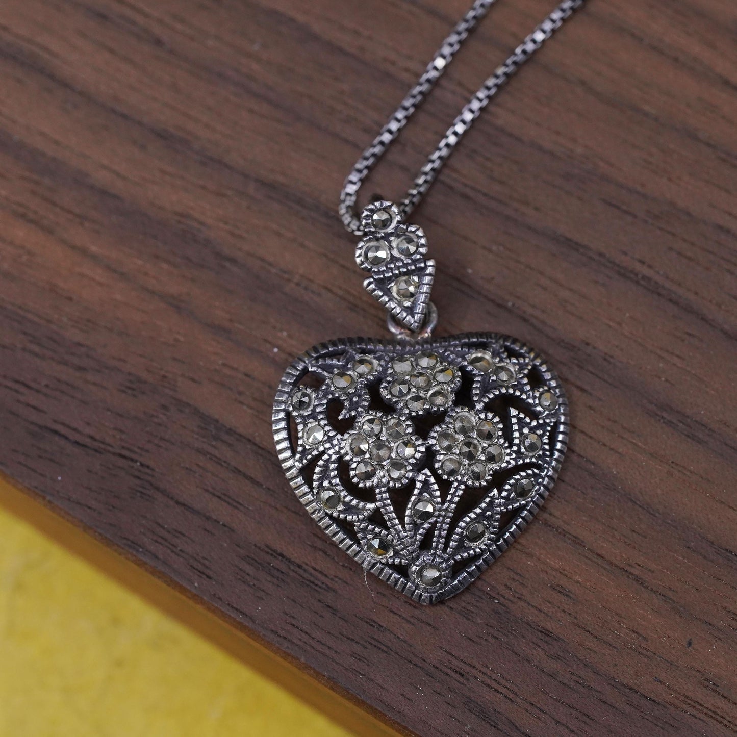 18" 1mm, Sterling silver necklace, 925 box chain with heart marcasite pendant