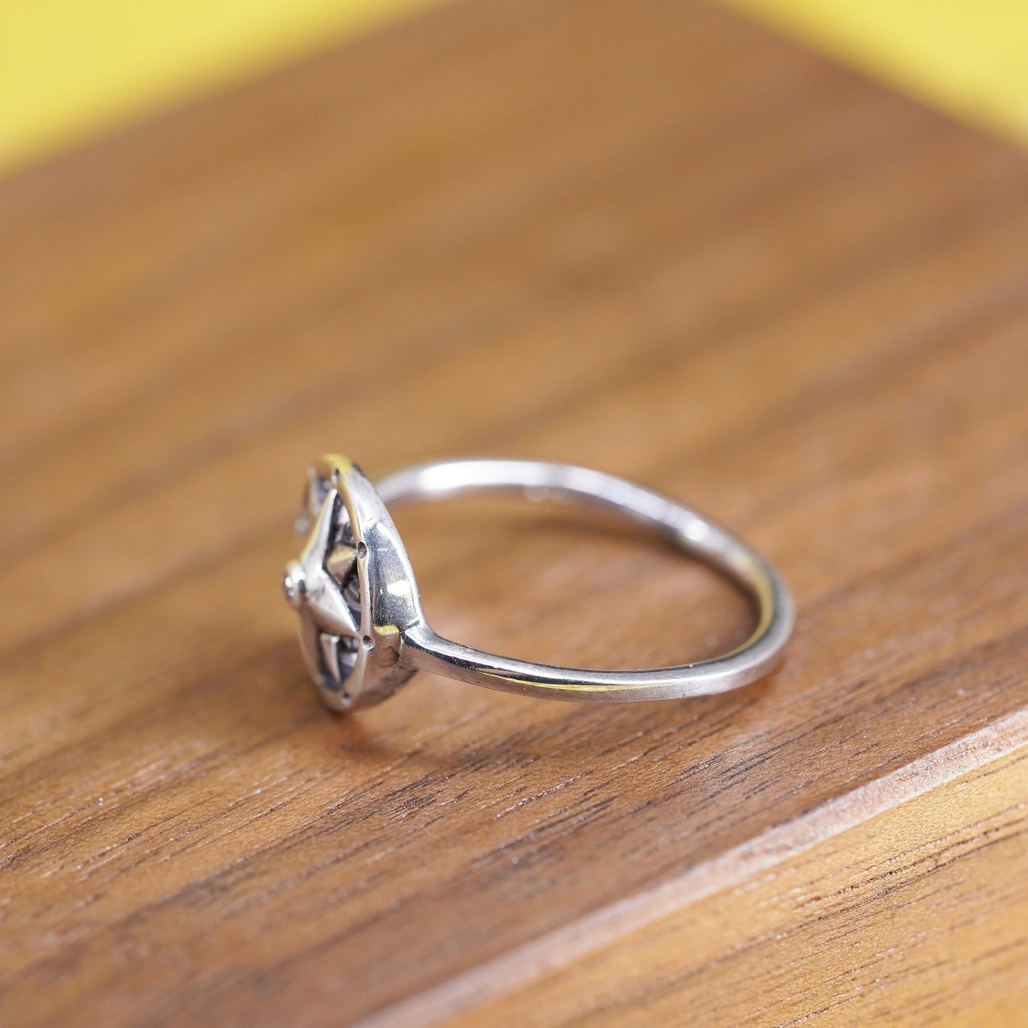 Size 6, vintage Sterling silver handmade star ring, 925 compass band with cz