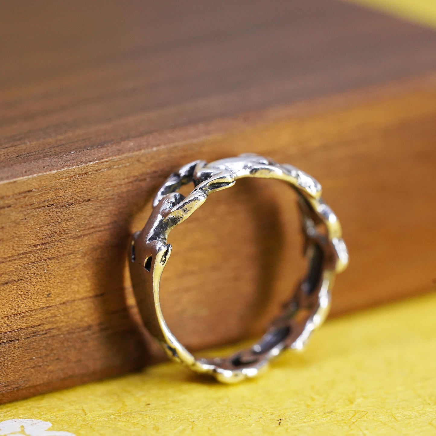 Size 7.25, vintage Sterling silver handmade ring, 925 silver frog band