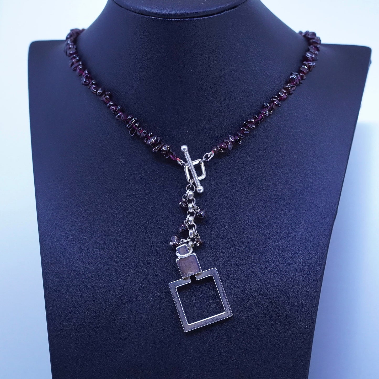 16”, native American Sterling 925 silver garnet beads necklace square pendant