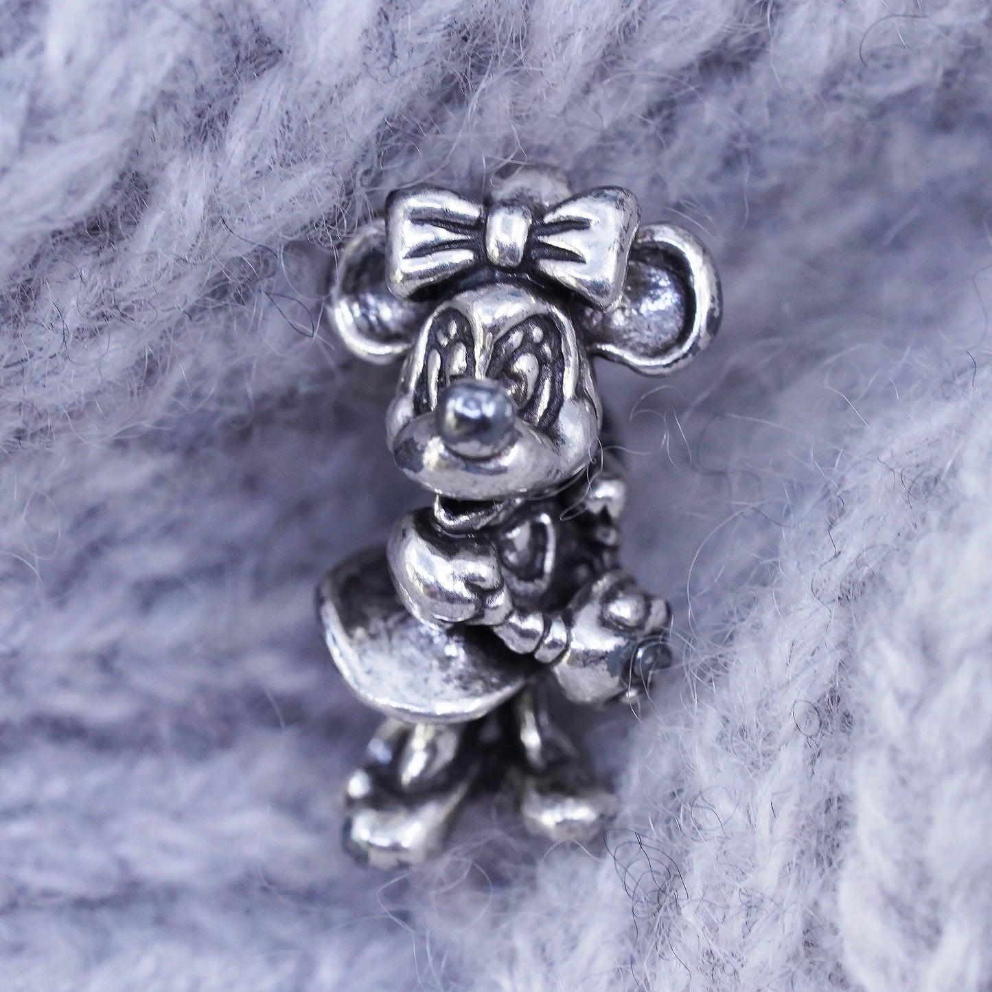 Vintage sterling silver 925 Mickey Mouse world traveler charm pendant