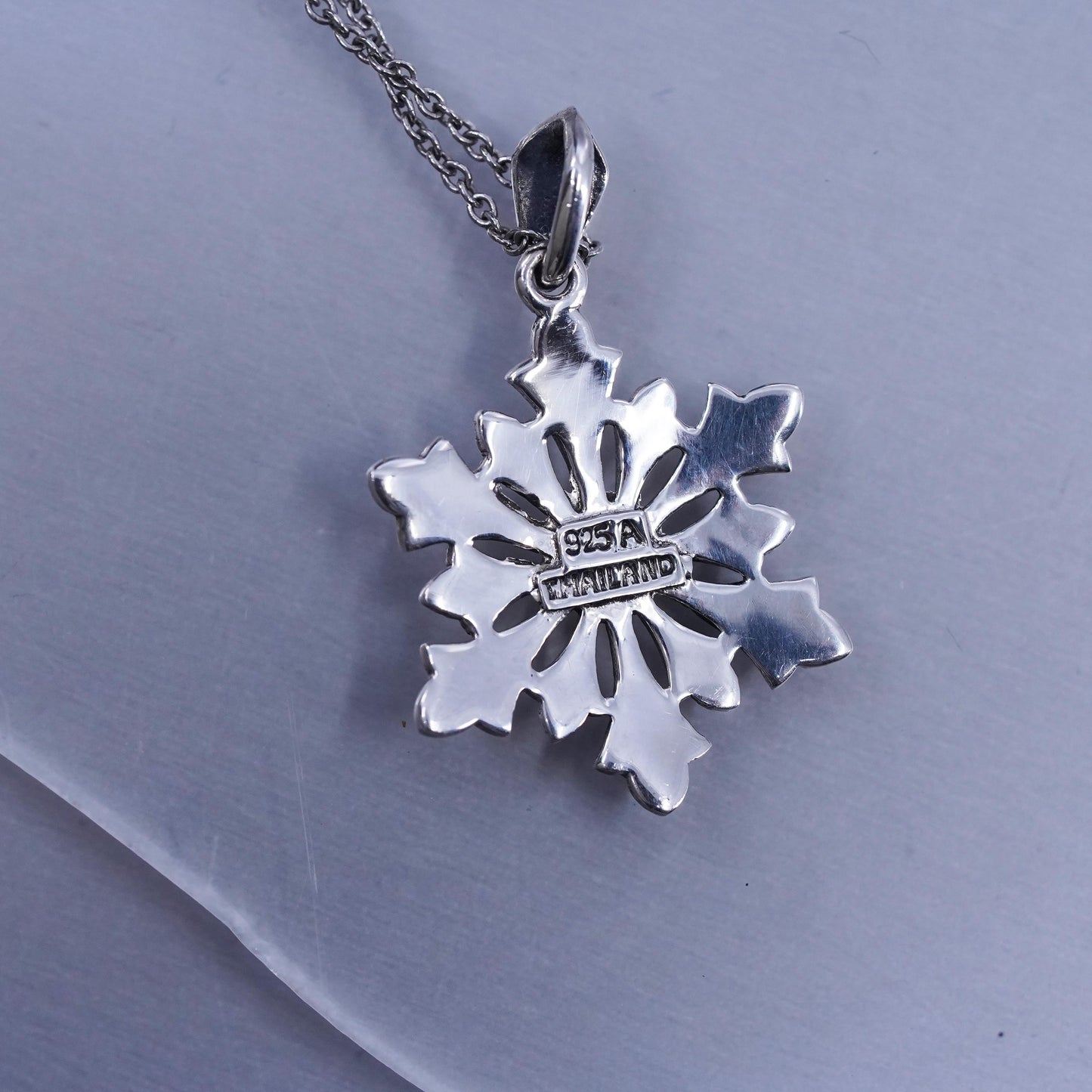 16”, Sterling 925 silver circle chain necklace with snowflake marcasite pendant