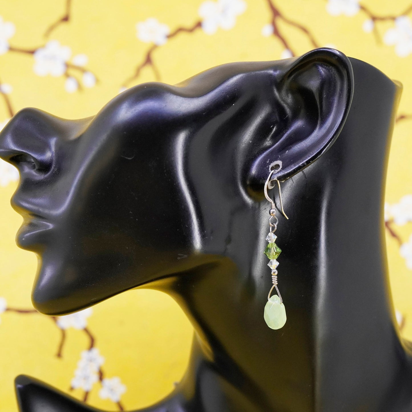 vintage Sterling 925 silver earrings with teardrop jade