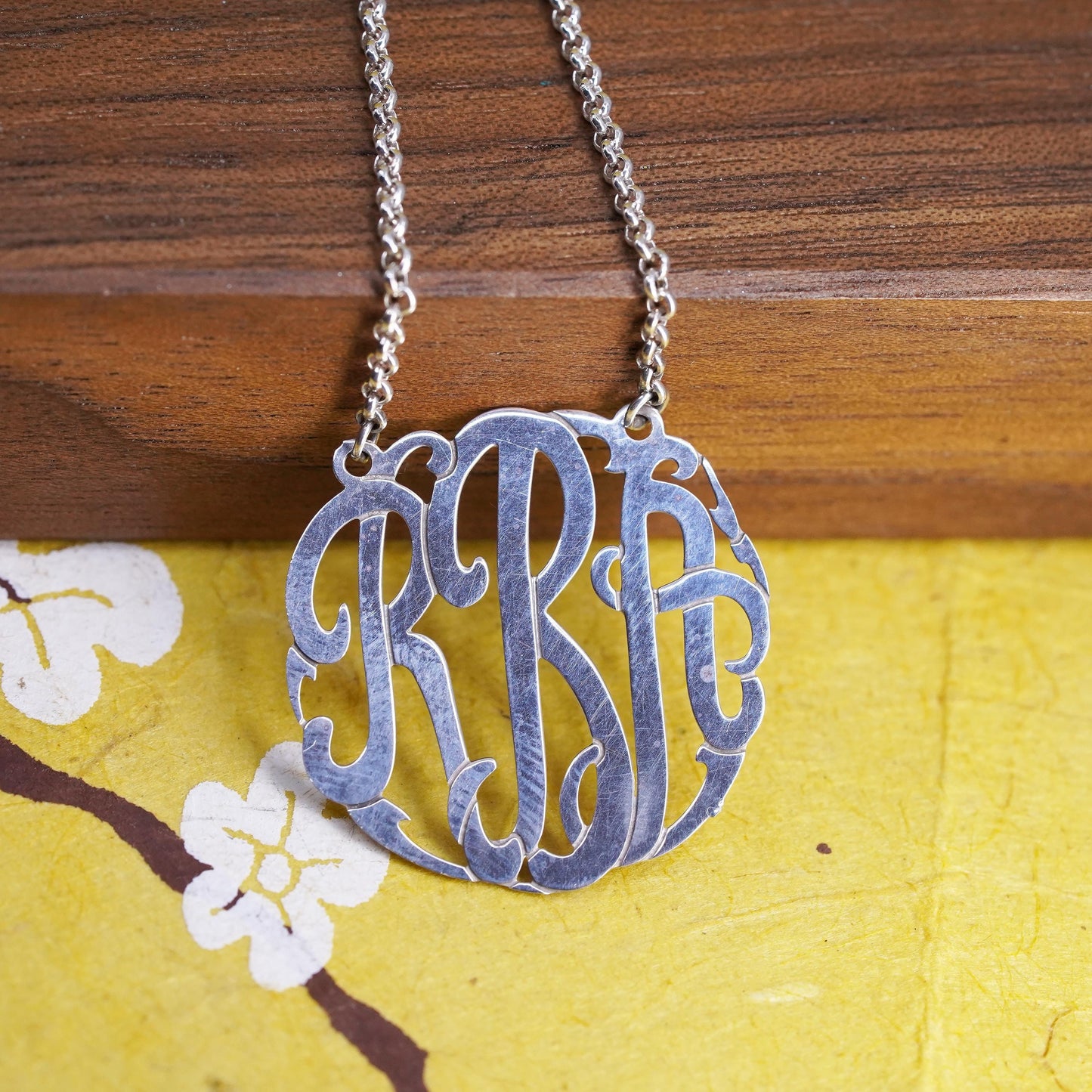 18", Italian Sterling 925 Silver circle Chain Necklace w/ monogram RAB pendant