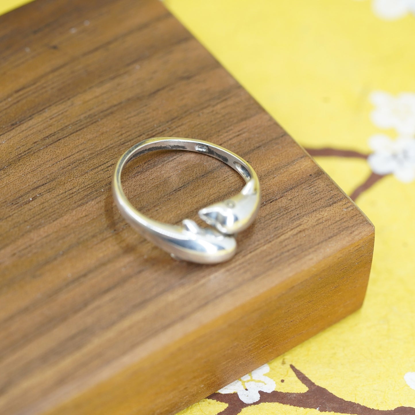 Size adjustable, Sterling silver handmade ring, 925 wrap lover dolphin band