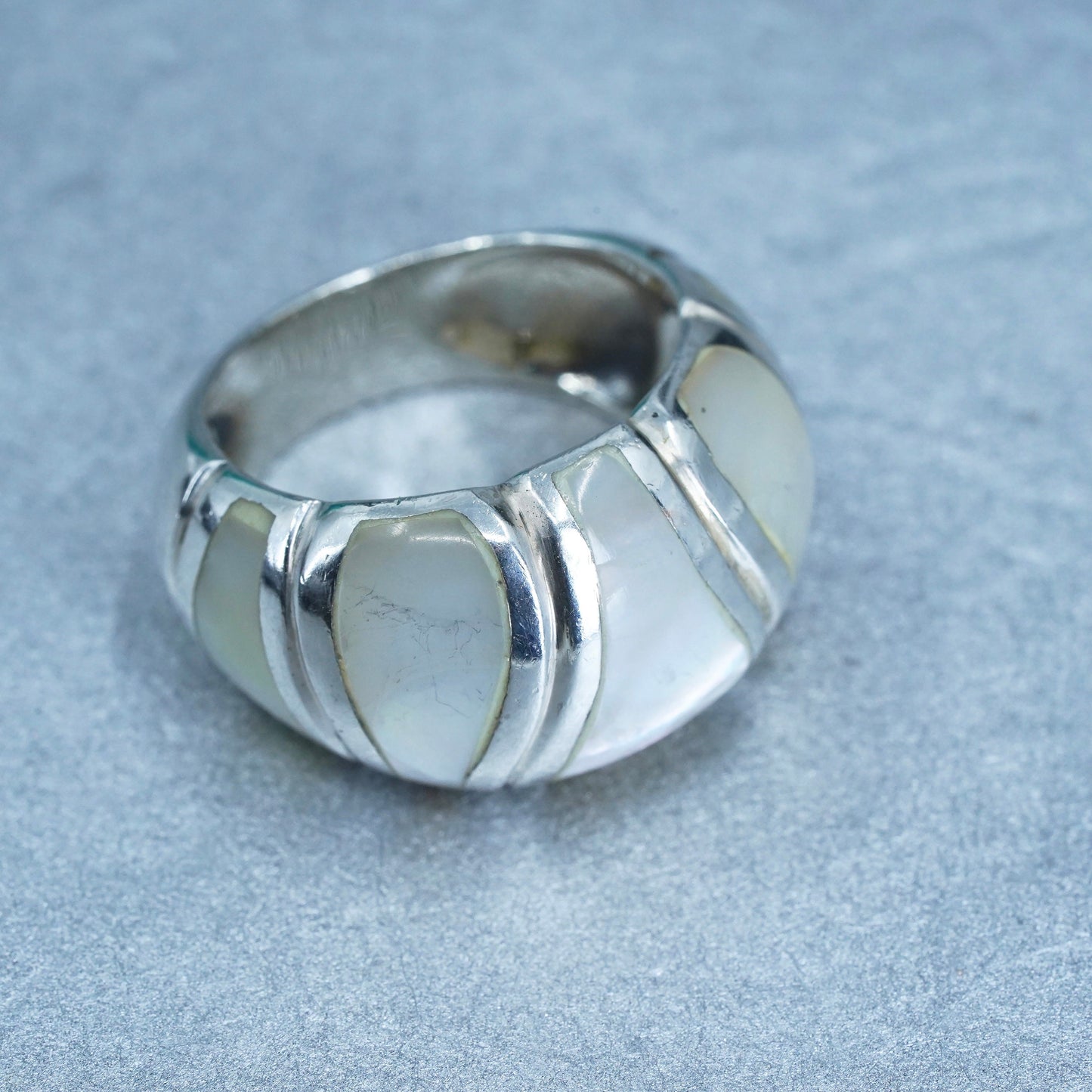 Size 6.5, Sterling 925 silver handmade band ring with mother of pearl inlay