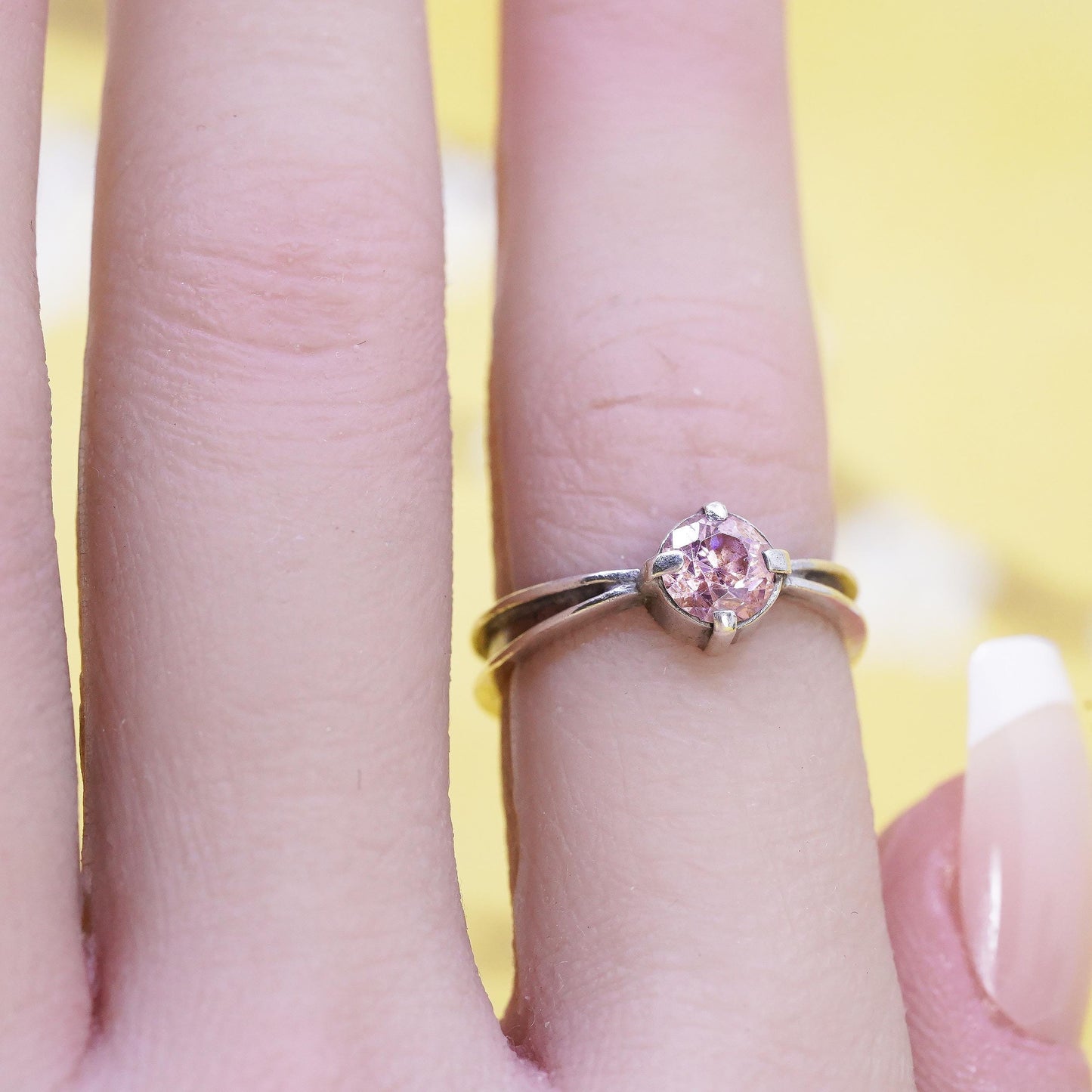 Size 5, vintage Sterling 925 silver handmade ring with pink crystal