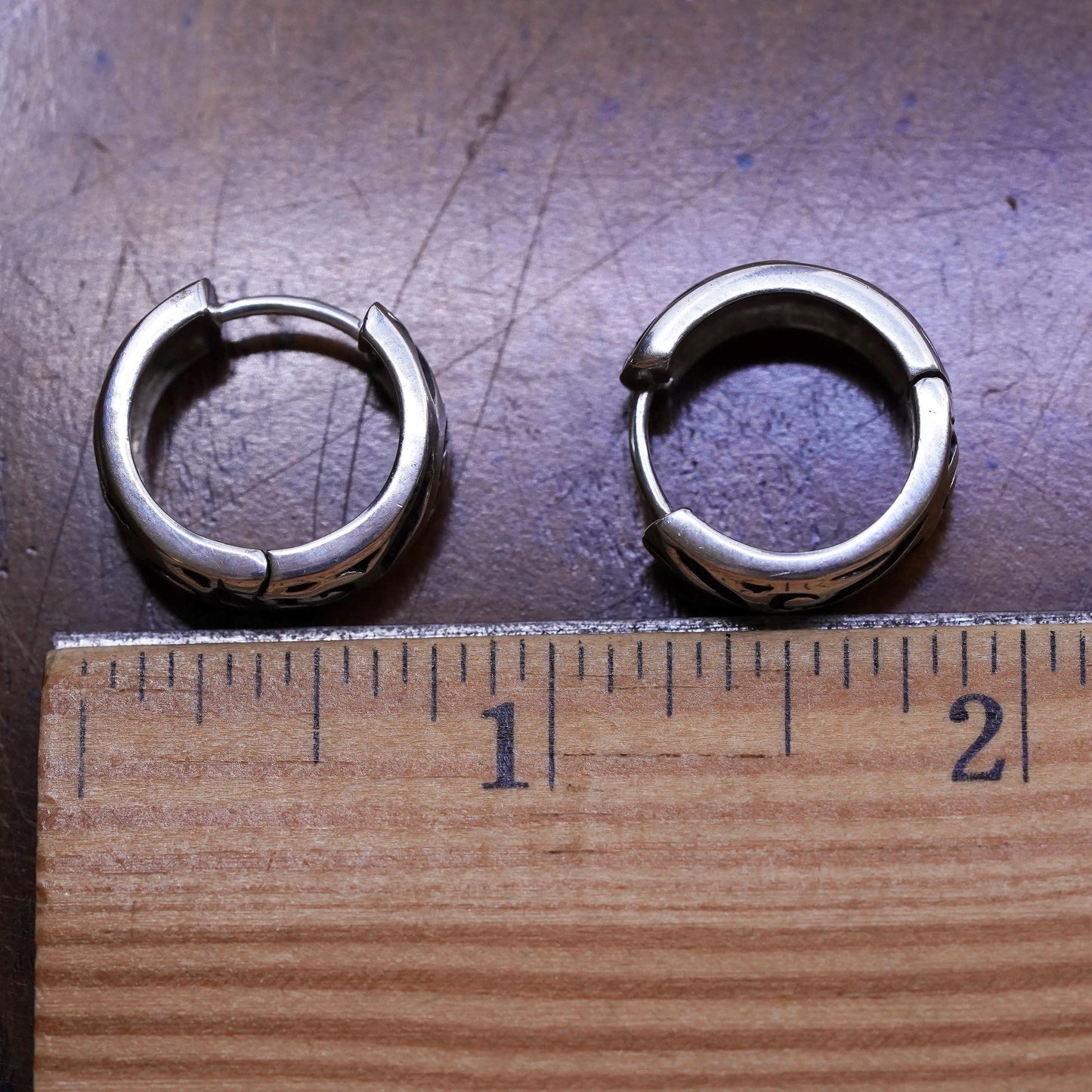 Vintage Silpada Sterling 925 Silver textured Hoop Huggie Earrings