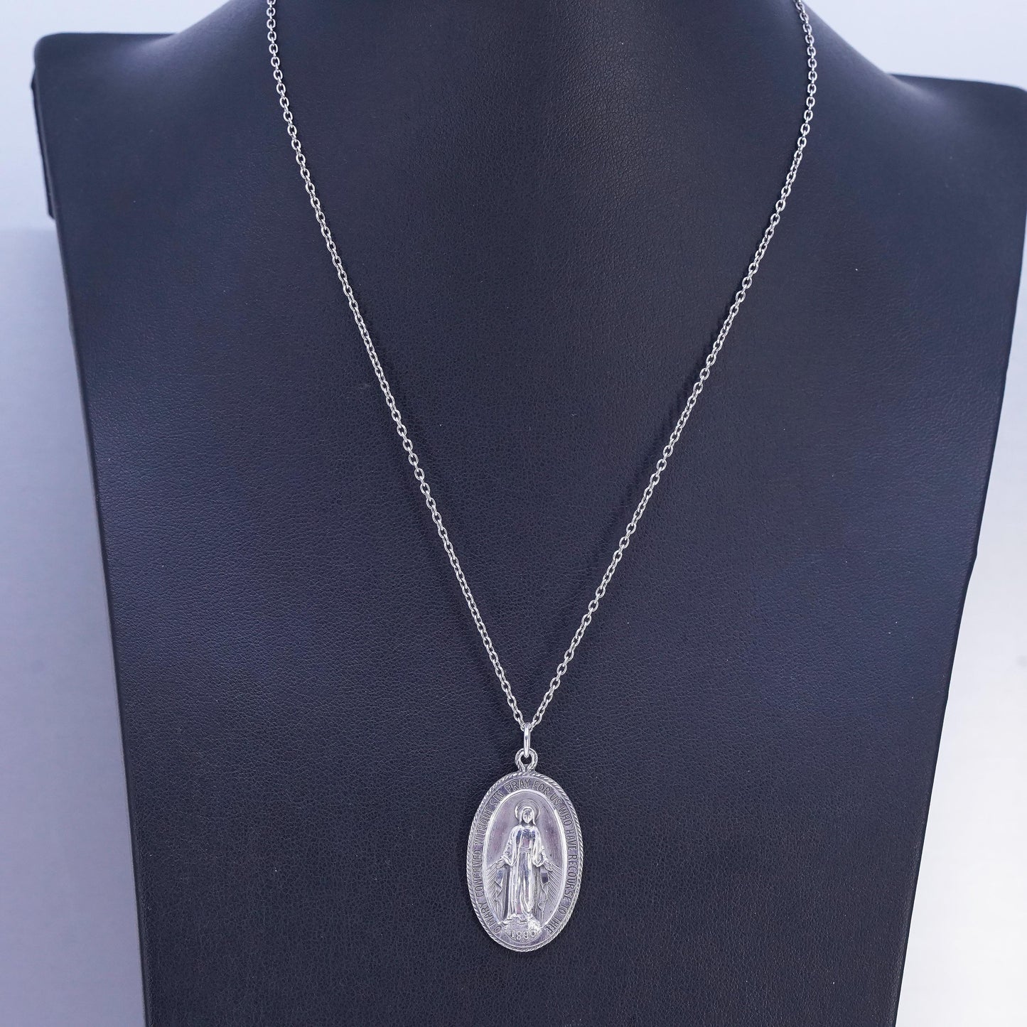 Vintage sterling 925 silver handmade necklace with Virgin Mary pendant pendant