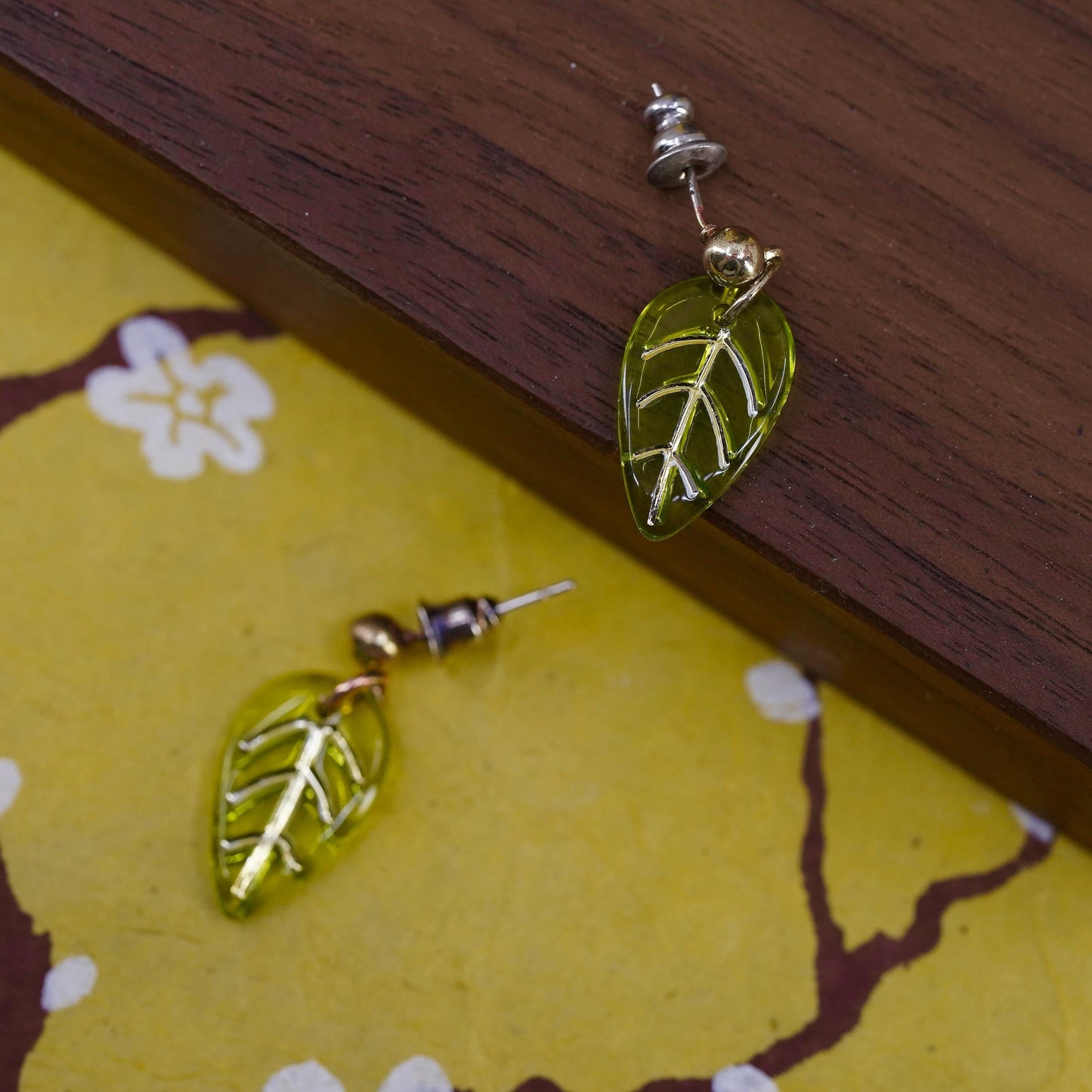 Vintage Sterling silver handmade earrings, 925 silver green leaf glass beads