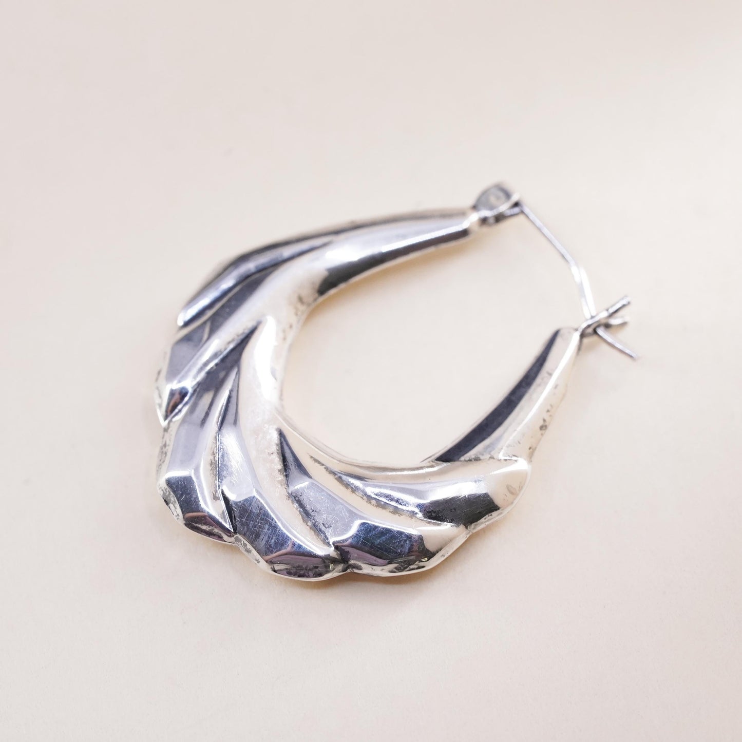 1", Vintage sterling silver loop single earring, fashion ribbed primitive hoop
