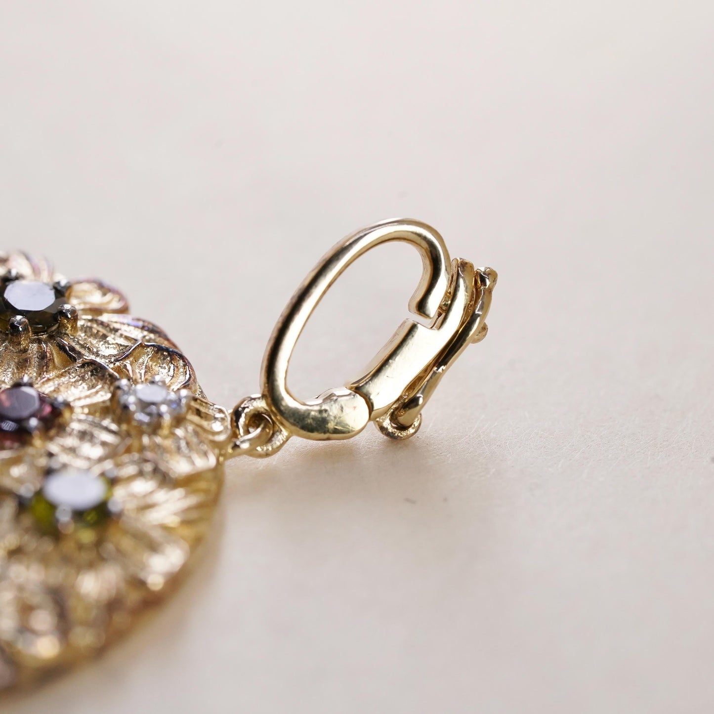 Vintage gold plated Sterling 925 silver textured flower pendant multi gemstones