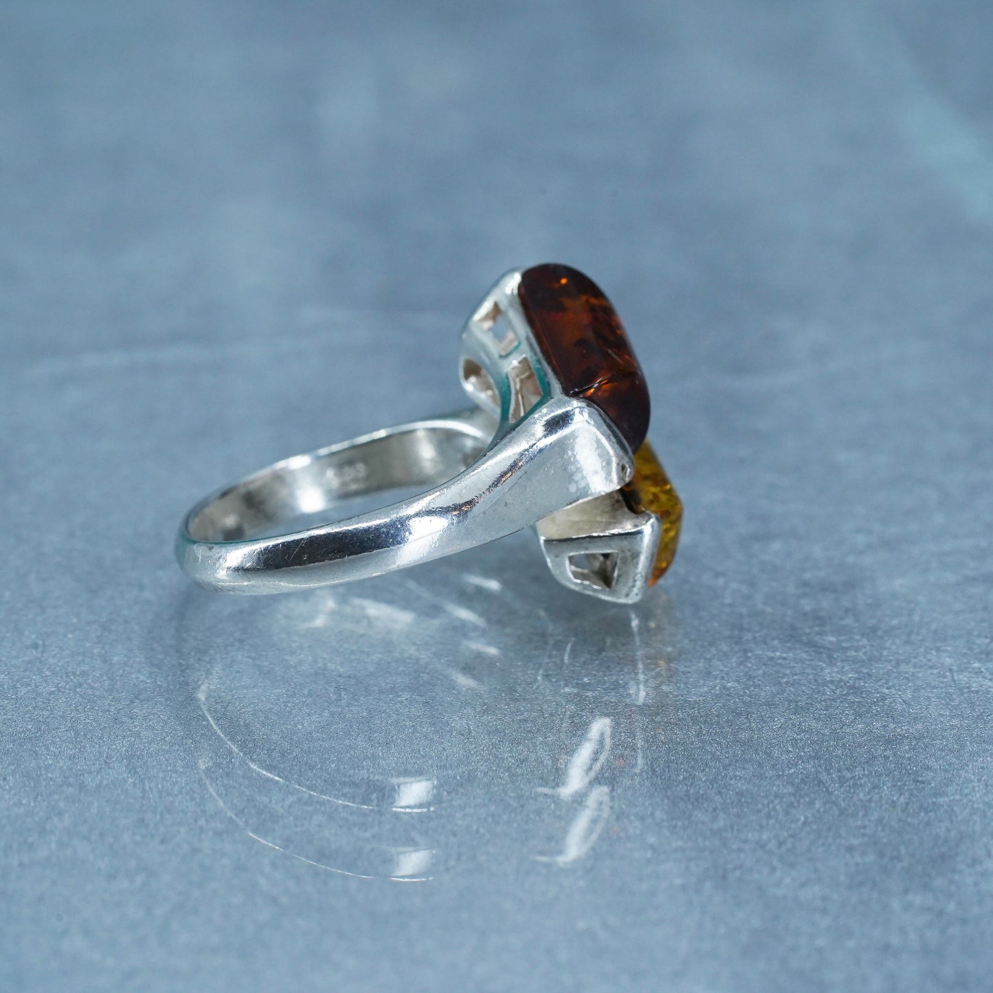 Size 6.25, vintage Sterling 925 silver handmade ring with Amber