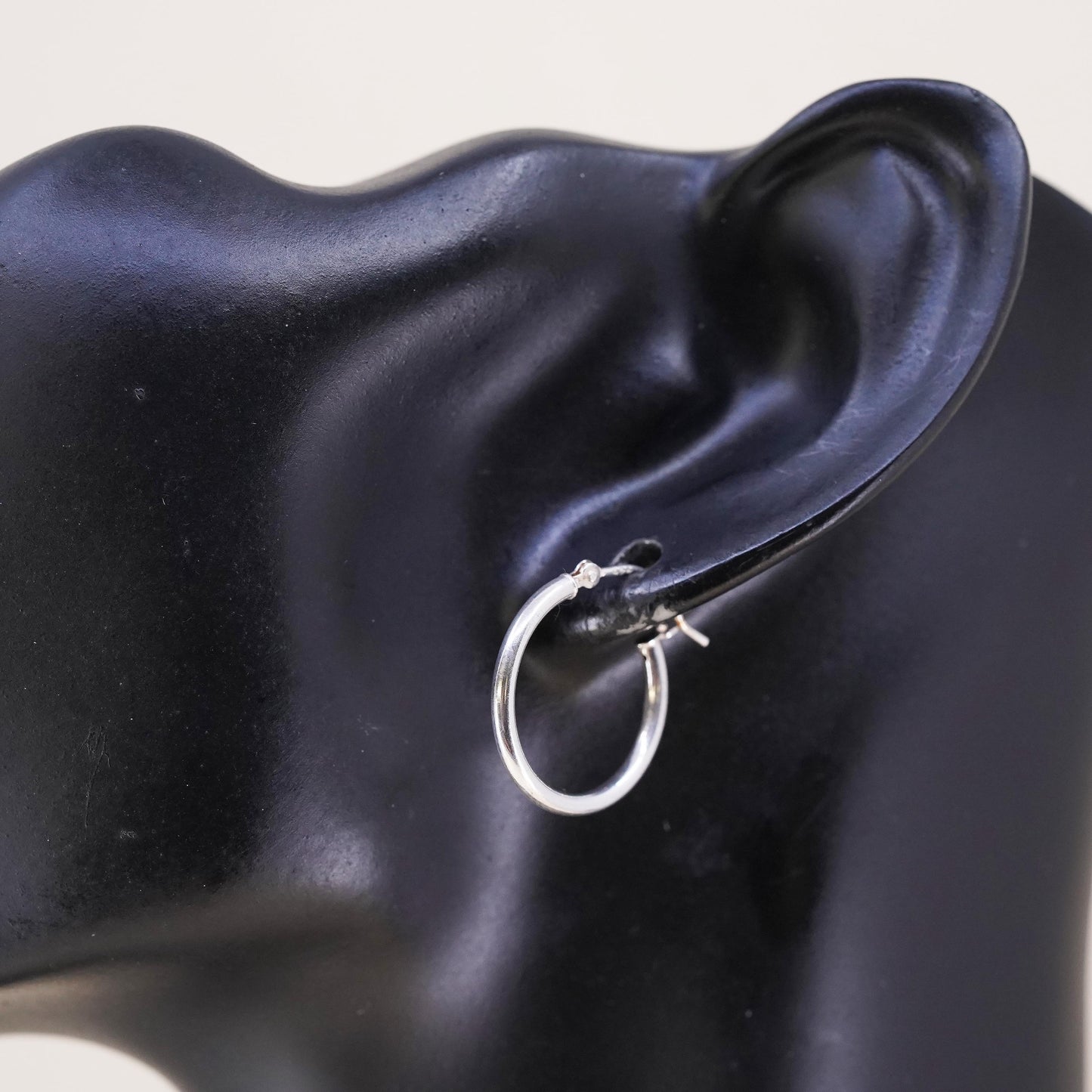 0.75”, Vintage sterling silver loop single earring, fashion primitive hoop