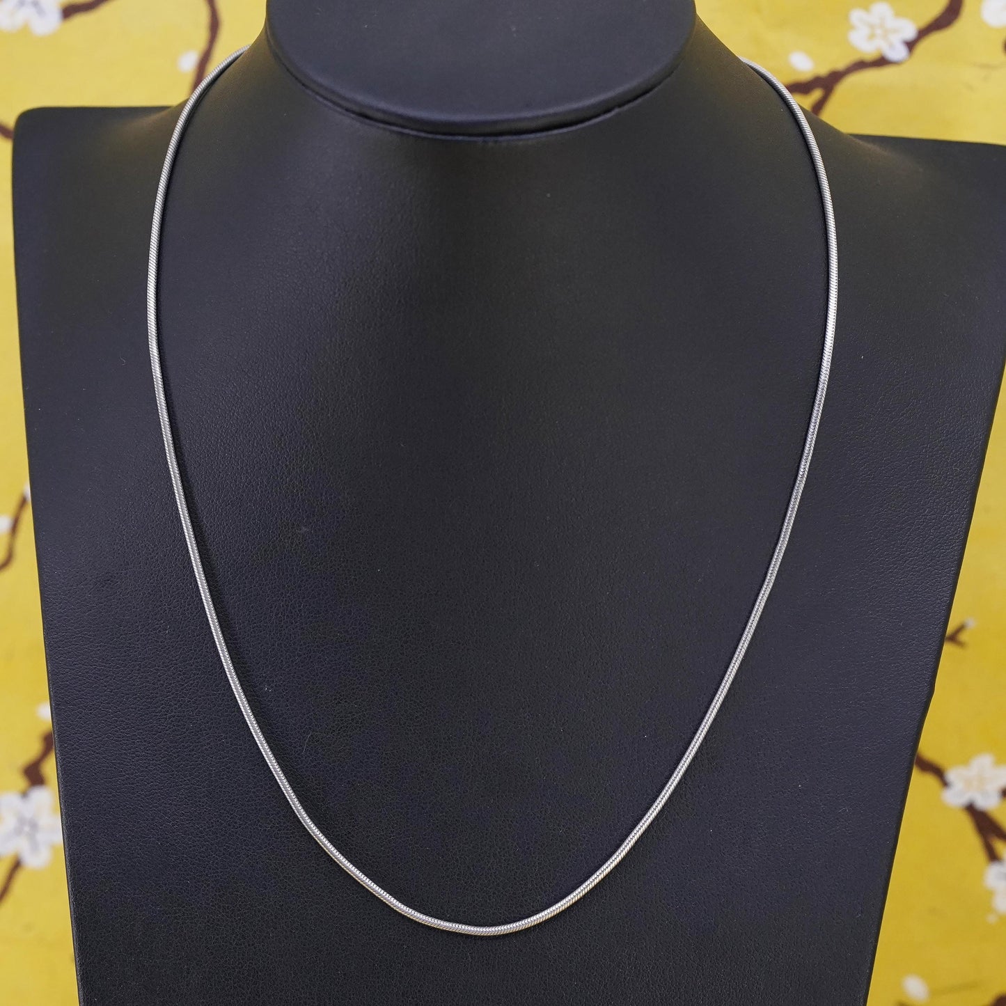 18" 1.6mm, vintage Sterling silver necklace, Italian 925 snake chain