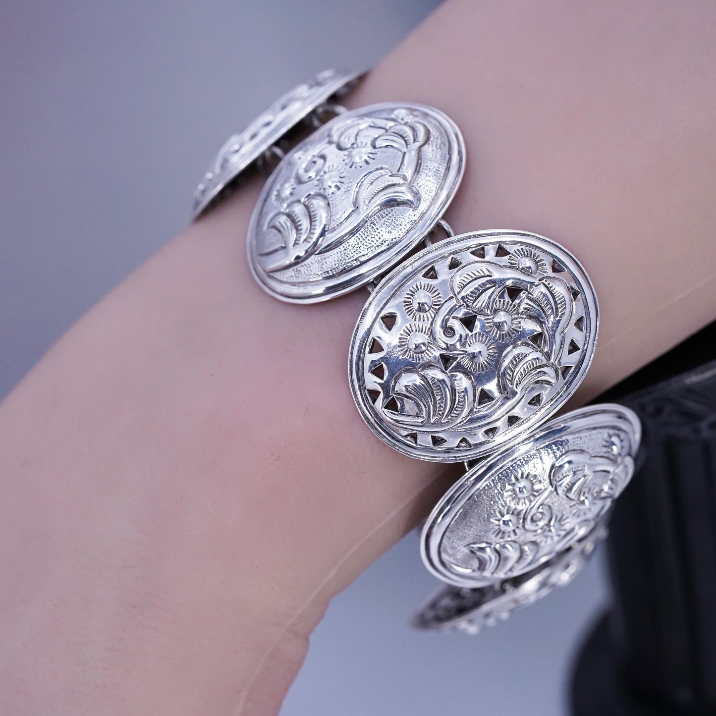 Designer DS Sterling Silver 925 Floral Oval Chain Linked 7" 6 Station Bracelet