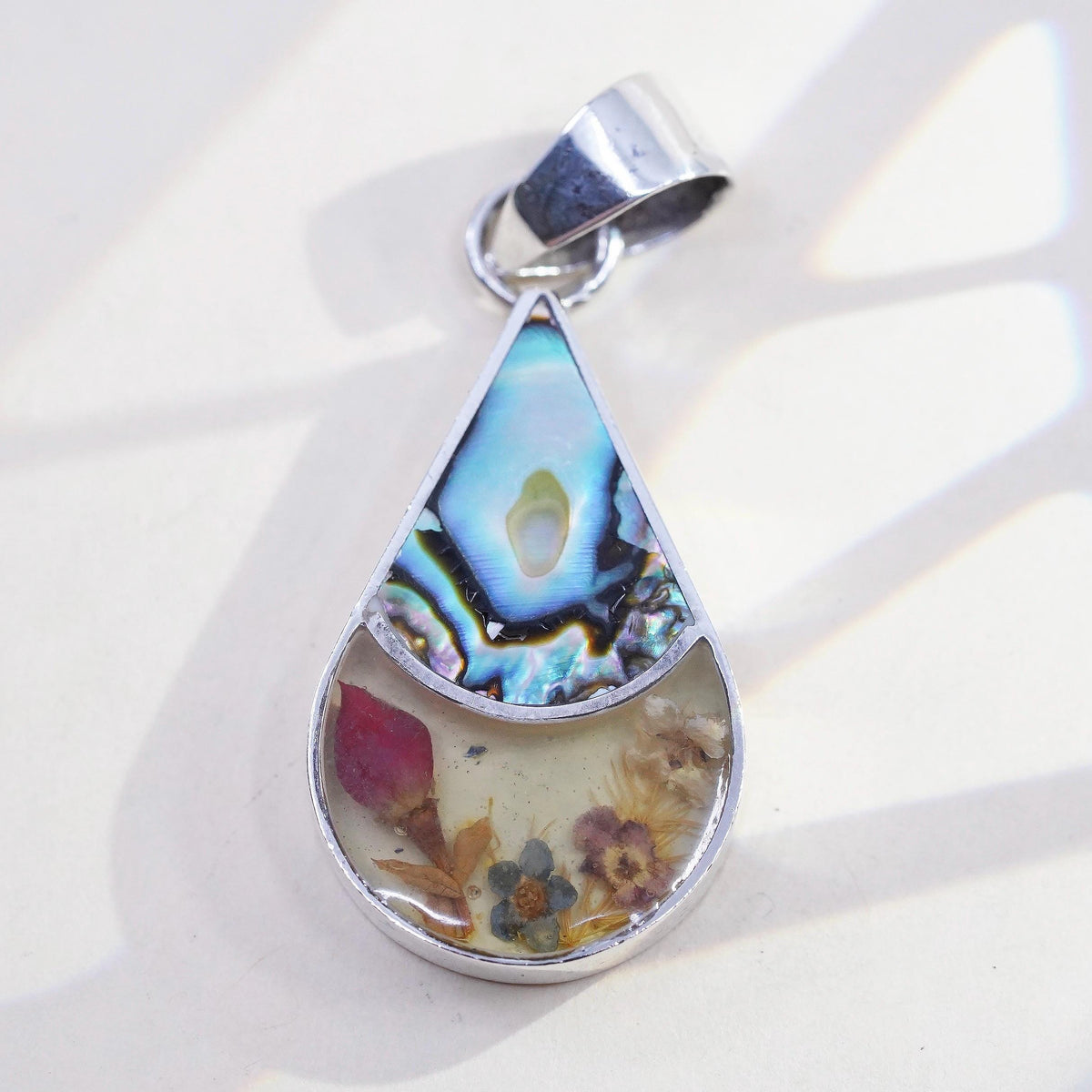 VTG sterling silver handmade pendant, Mexican 925 teardrop abalone floral resin