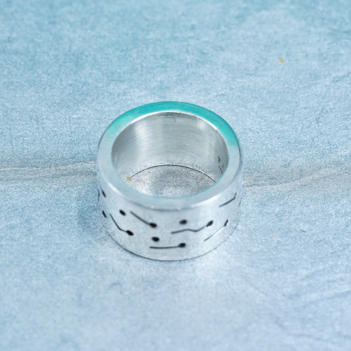 Size 7.5, southwestern Sterling 925 silver wedding ring star shooting star band