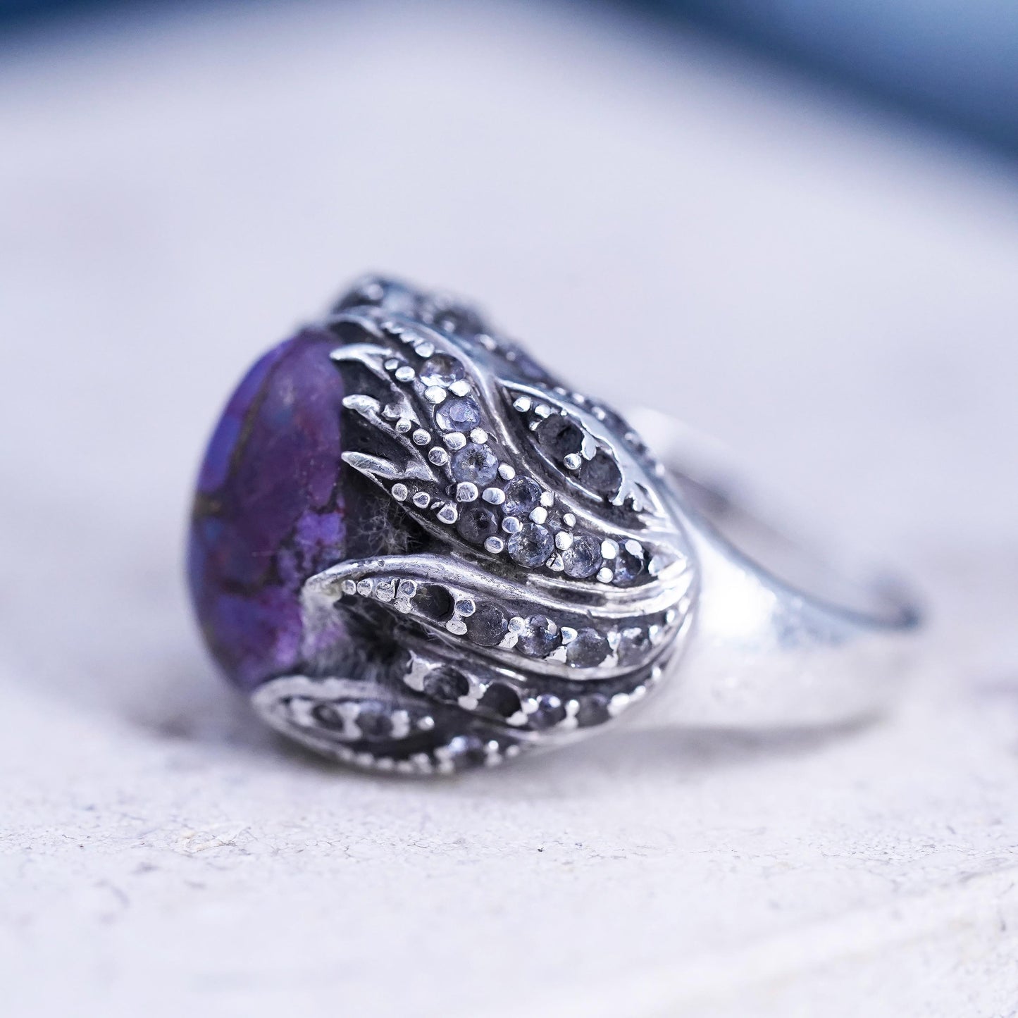 Size 7, vintage Sterling 925 silver handmade ring with purple turquoise