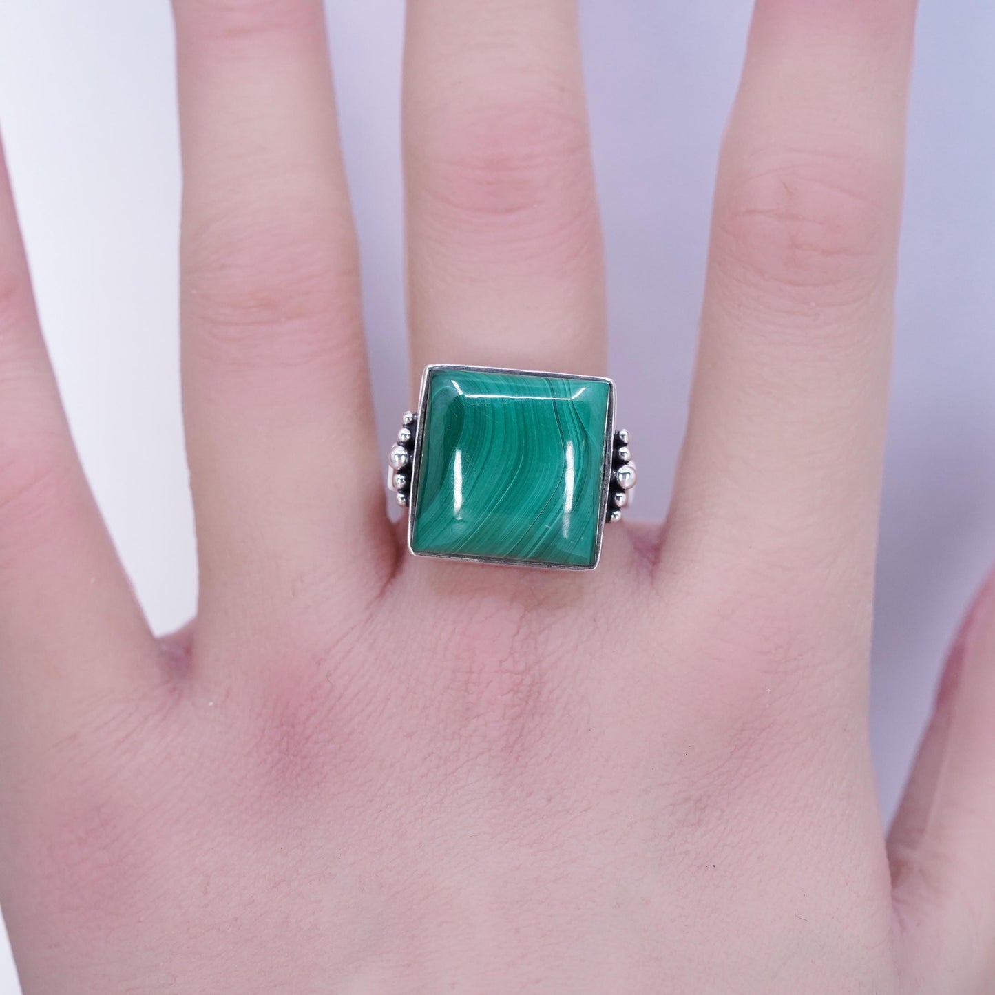 Size 8.5, Native American navajo Sterling 925 silver ring with square malachite