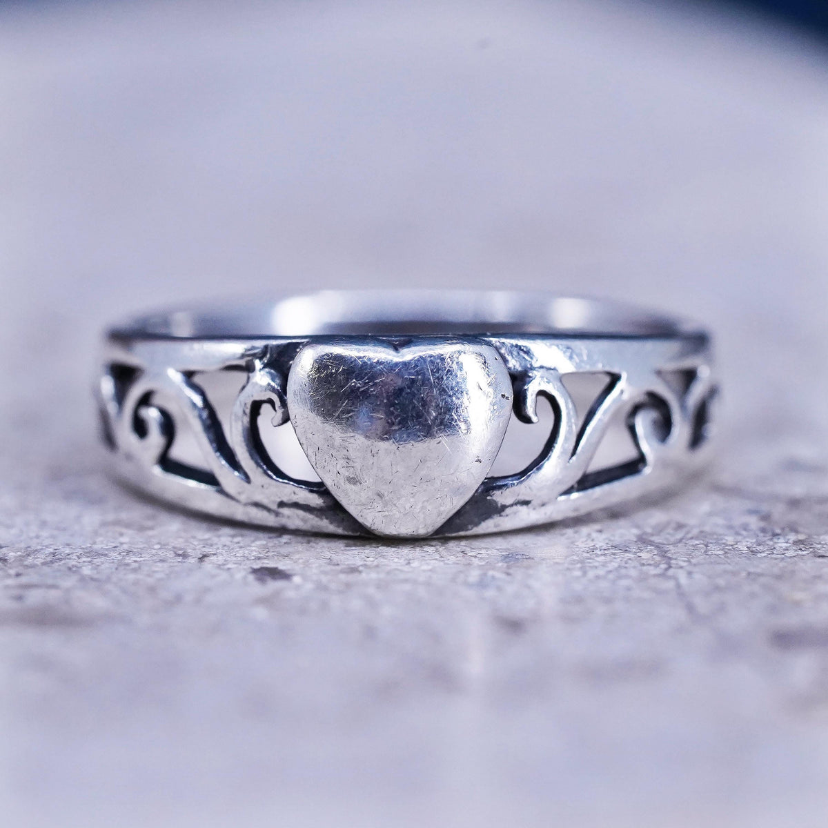 Size 5, vintage sterling silver handmade ring, 925 heart band