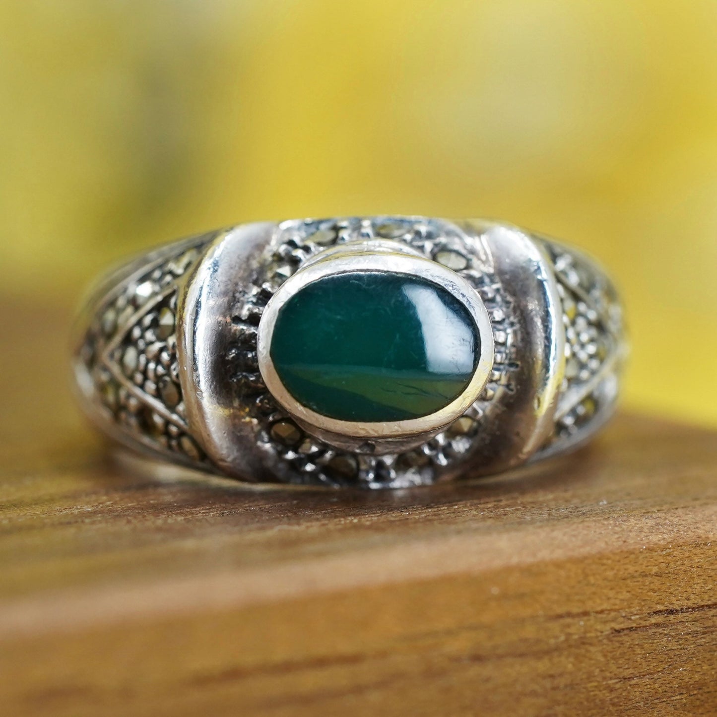 Size 8, Sterling 925 silver handmade statement ring with green onyx marcasite