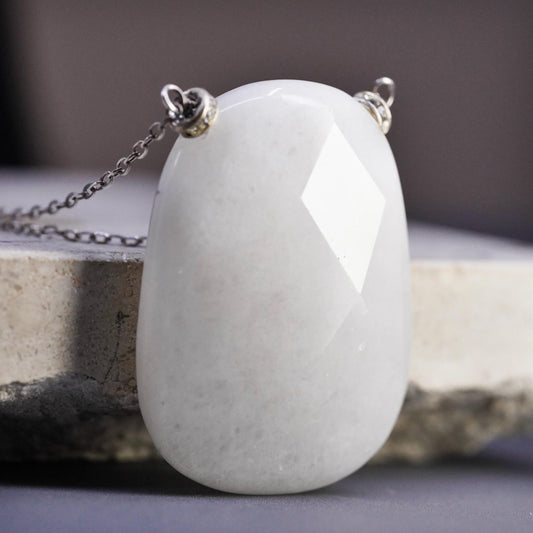 16", VTG Faceted Natural White Jadeite Jade Necklace Sterling Silver 925 Chain