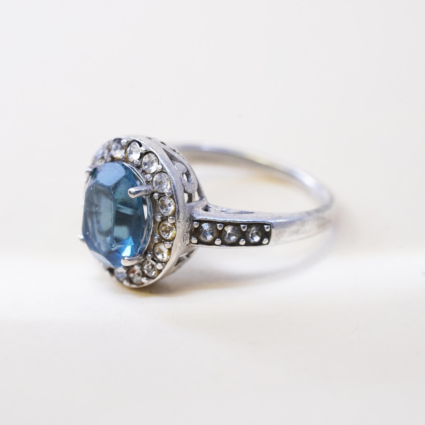 Size 8, vintage sterling 925 silver filigree statement ring with oval topaz cz