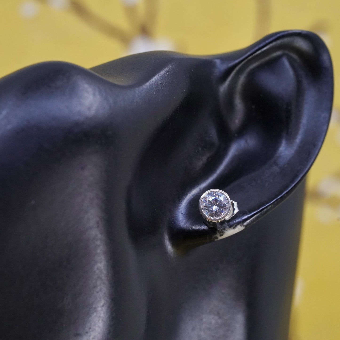 7mm, Vintage Sterling silver clear round crystal studs, cz earrings