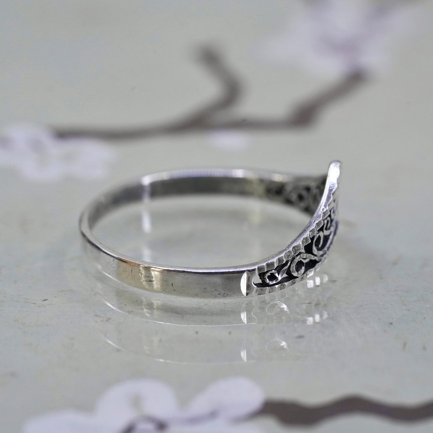 Size 9.5, vintage sterling silver handmade ring, 925 band with filigree details