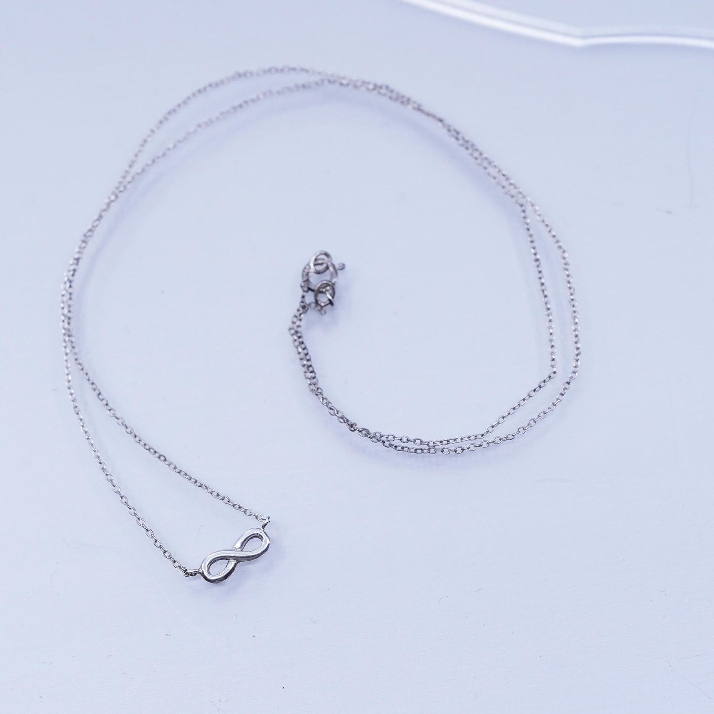 18”, vintage Sterling 925 silver circle pendant necklace with infinity pendant