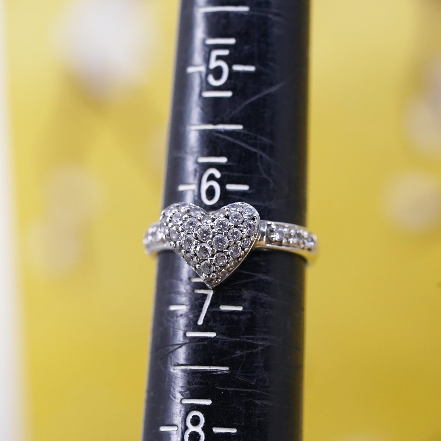 Size 6.5, vintage Sterling 925 silver heart ring with cluster cz