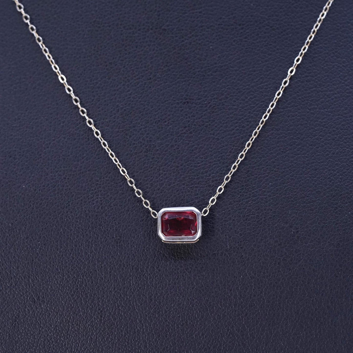 16+2”, vintage Sterling 925 silver flatten circle necklace with pendant pink Cz