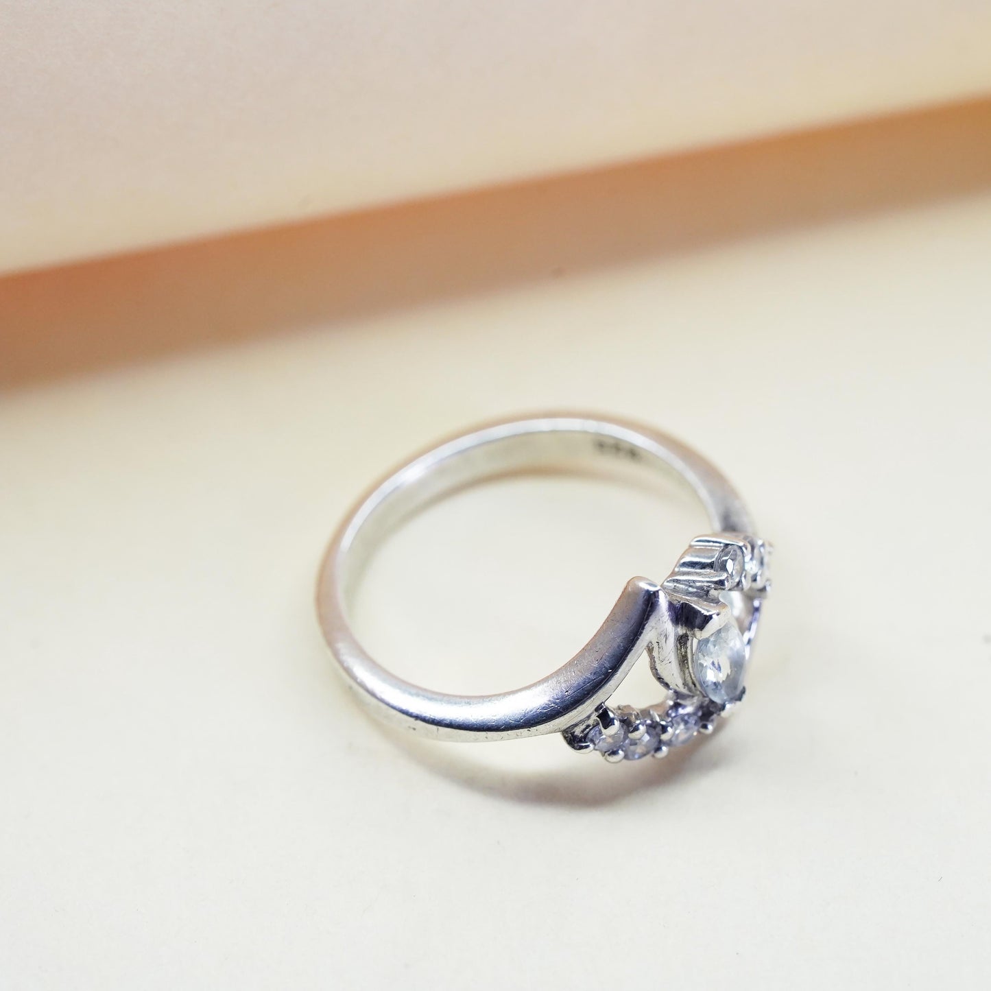 Size 7, vintage sterling 925 silver ring with CZ, stackable band