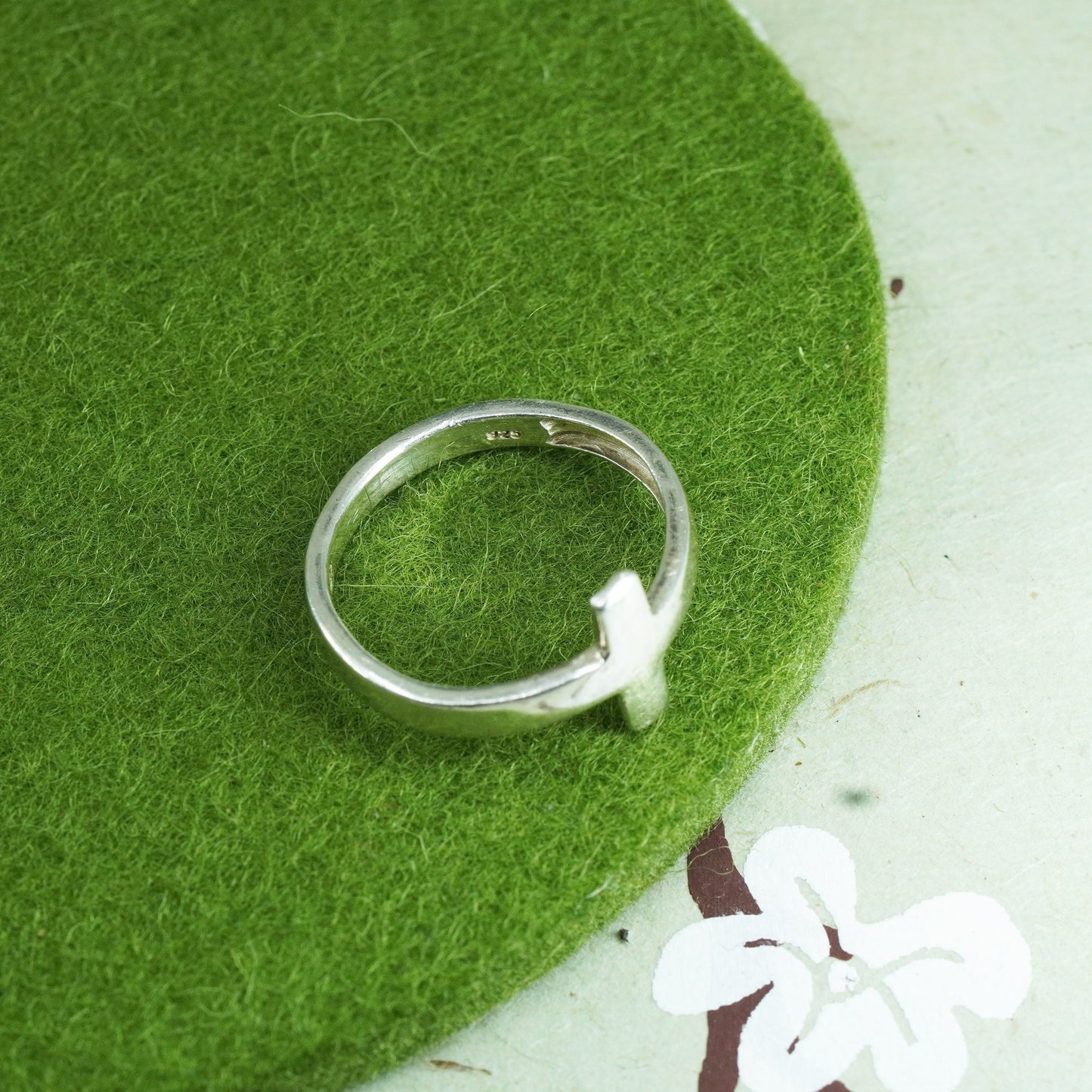 Size 8.25, Vintage Sterling silver handmade ring, stackable 925 cross band