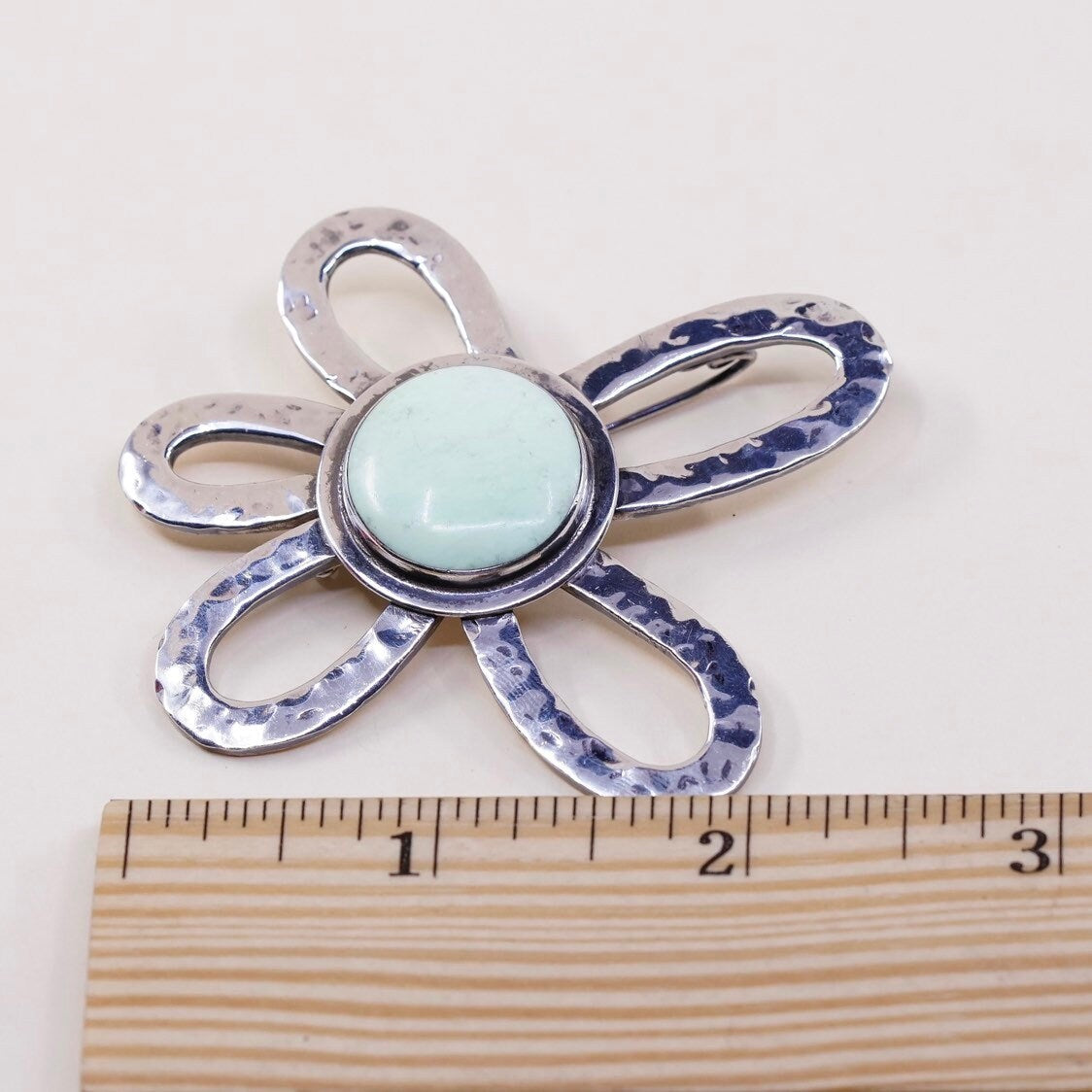 Vintage sterling silver handmade brooch, hammered 925 silver flower with Jade, silver tested