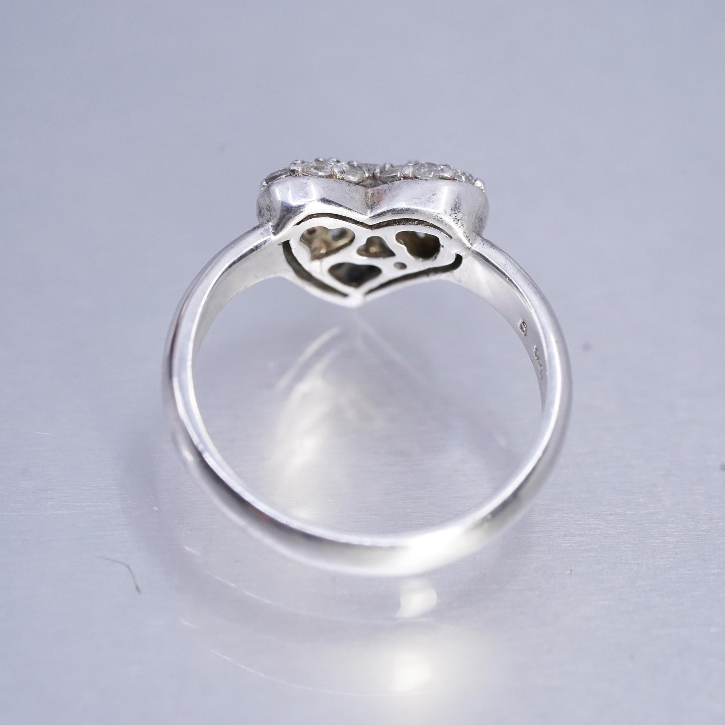 Size 6, vintage Sterling 925 silver handmade heart ring with cluster Cz