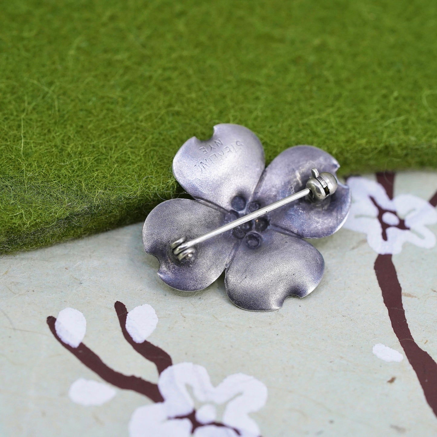 Vintage sterling silver dogwood flower shaped brooch, fine 925 silver brooch